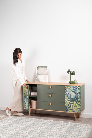 Комод Маттиас 16.245 дымчатый зеленый K521, гикори рокфорд натуральный KO86 PW, белый PE шагрень, фотопечать