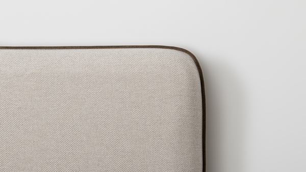 Кровать Миа 180 светло-бежевый, кант желтовато-коричневый с ортопедическим основанием и подъемным механизмом